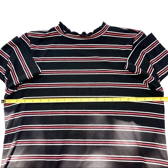 Torrid Striped Henley Top Size 2X - Picture 9 of 10